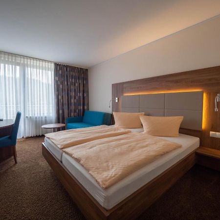 Hotel Villa Am Rhein Андернах Екстериор снимка