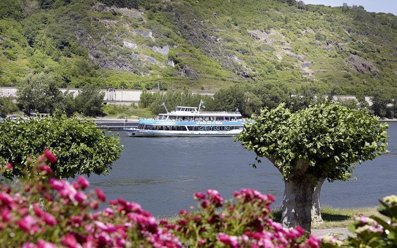 Hotel Villa Am Rhein Андернах Екстериор снимка